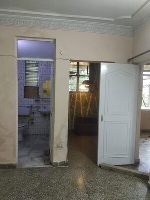  3 BHK Apartment at Pitampura – for Sale