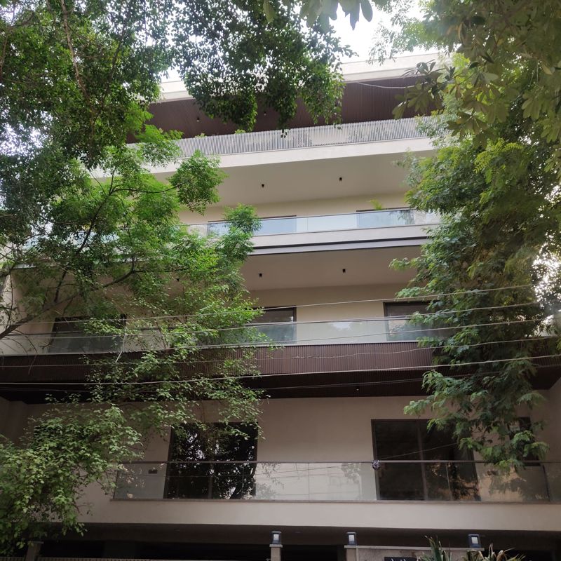 4 BHK + Servant Room,Extra Room 3200 Sq.Ft. Builder Floor in DLF City Phase III