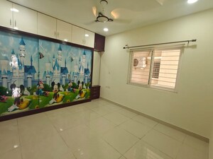 Room in 2.5 BHK Apartment at Prestige High Fields Gachibowli, Gachibowli – for Rent