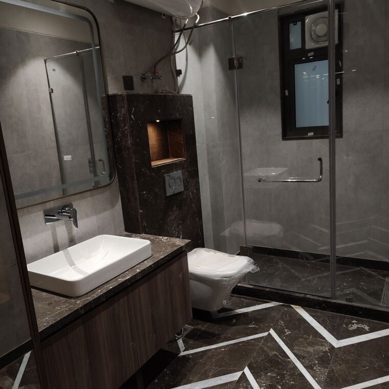 Washroom, dlf-city-phase-iii 4 Bedroom 3200 Sq.Ft. Builder Floor In Sector 24 Gurgaon 10424030