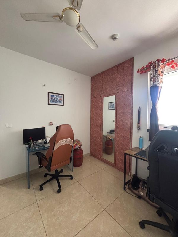 3 BHK 1591 Sq.Ft. Apartment in Prestige Falcon City