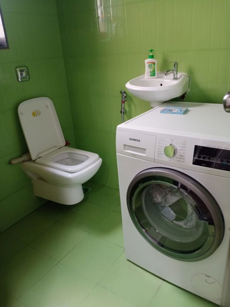 Bathroom, sandesh nagar 1 Bedroom 470 Sq.Ft. Apartment In Sandesh Nagar Mumbai 10425580