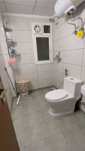 Bathroom in 2 BHK Apartment at Gulshan Botnia, Sector 144 – for Rent