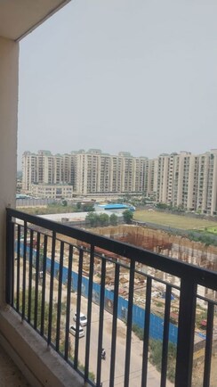 2.5 BHK + Study Room Apartment For Sale in Eureka Diya Green City
