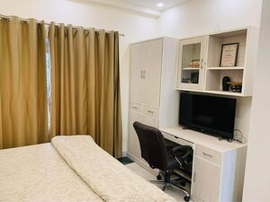 Bedroom in 3 BHK Builder Floor at Mayfield Garden – for Rent