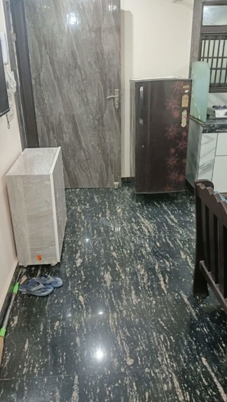 Kitchen, dwarka mor 2 Bedroom 650 Sq.Ft. Builder Floor In Dwarka Mor Delhi 10425968