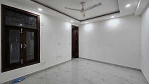 Room in 3 BHK Builder Floor at Saket – for Rent