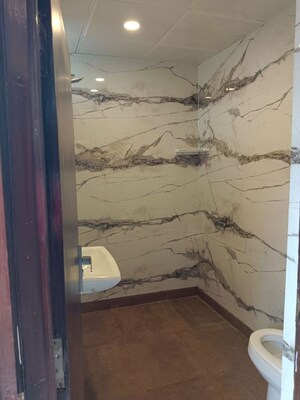 Bathroom in 1.5 BHK Builder Floor at Lajpat Nagar 4 – for Rent