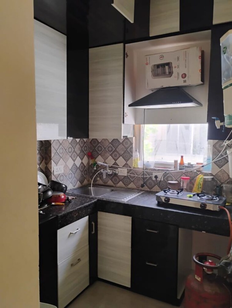 Kitchen, signature-global-park 2 Bedroom 745 Sq.Ft. Builder Floor In Sohna Sector 36 Gurgaon 10426009