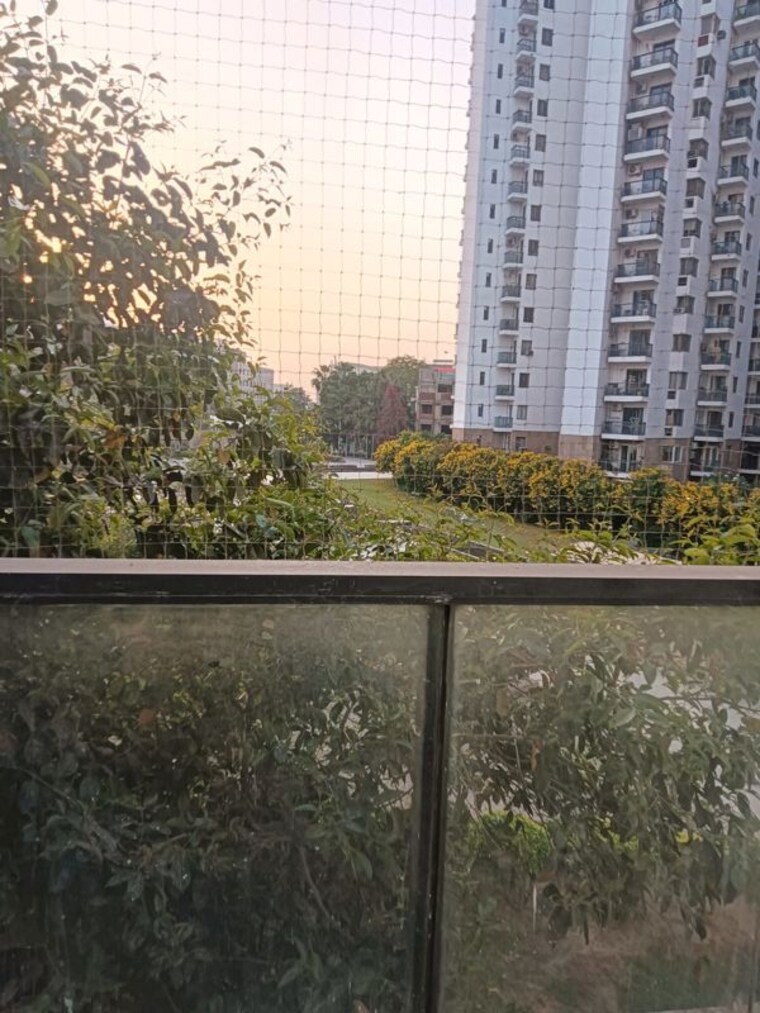 Balcony, unitech-uniworld-gardens 3 Bedroom 2050 Sq.Ft. Apartment In Sector 47 Gurgaon 10426006