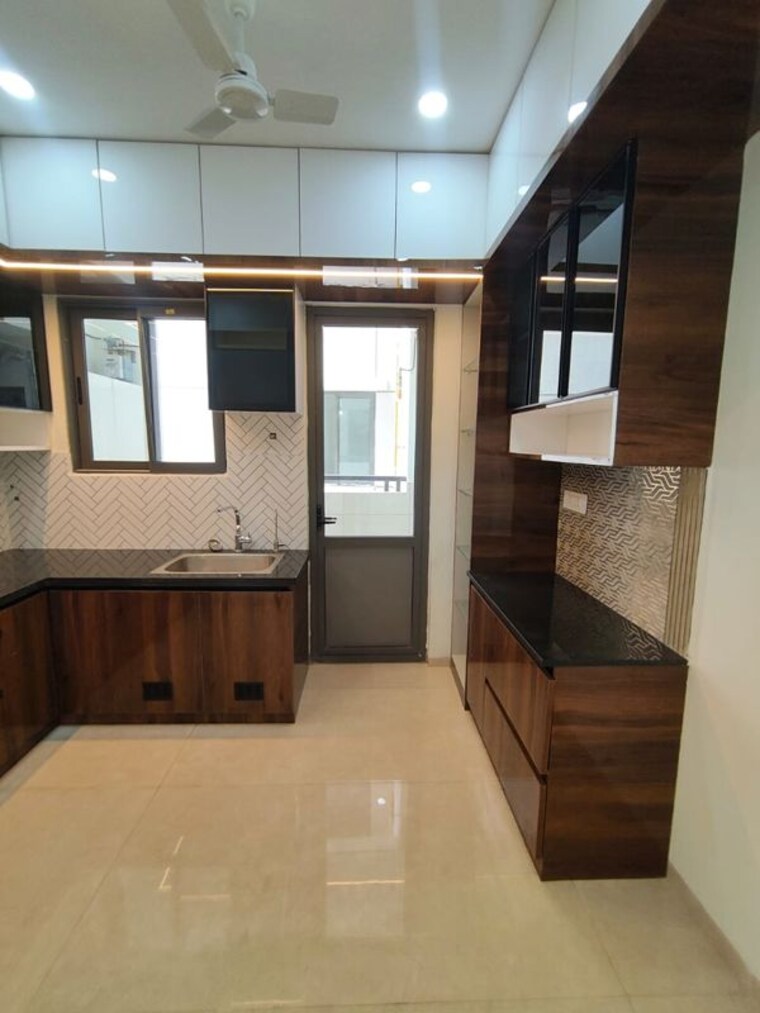 Kitchen, srr-sriram-river-view 3 Bedroom 2200 Sq.Ft. Apartment In Narsingi Hyderabad 10426024