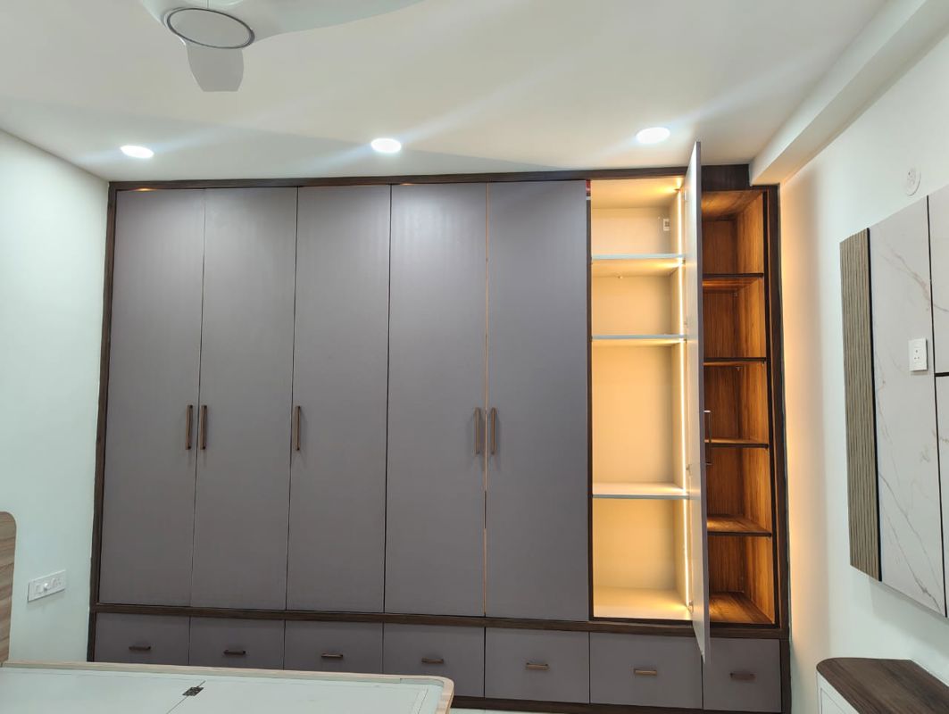 Room in 3 BHK Apartment at SRR Sriram River View, Narsingi – for Rent
