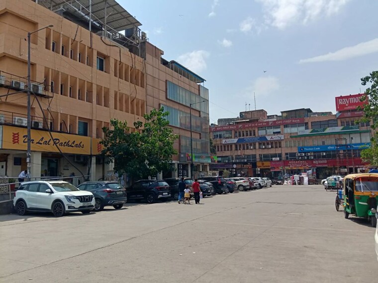 Exterior View, sector 18 Commercial Shop 4000 Sq.Ft. In Sector 18 Noida 10425977