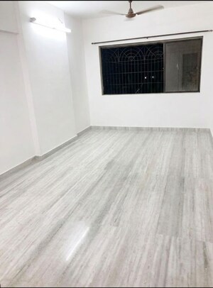 Bedroom in 2 BHK Apartment at Eden Garden Tower, Chembur – for Rent