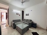 1 BHK +  550 Sq.Ft. Builder Floor in Saket