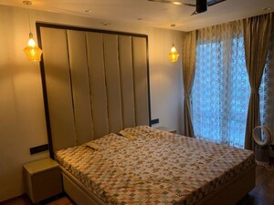 Bedroom in 4 BHK Builder Floor at Sector 57 – for Rent