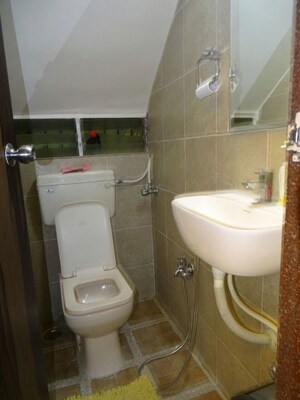 Bathroom in 5 BHK Villa at Om Dwarkanath CHS, Nerul – for Rent