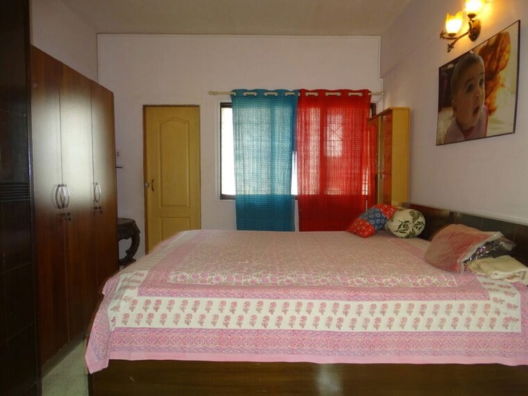 Bedroom, om-dwarkanath-chs 5 Bedroom 1800 Sq.Ft. Villa In Nerul Navi Mumbai 10426047