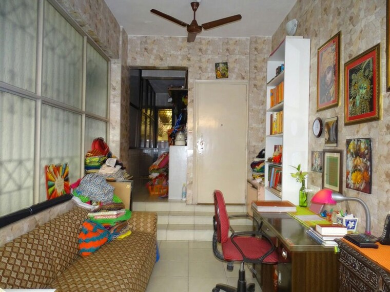 Living Room, om-dwarkanath-chs 5 Bedroom 1800 Sq.Ft. Villa In Nerul Navi Mumbai 10426047