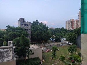 4 BHK Apartment For Rent in Mahindra Aura, Sector 110a