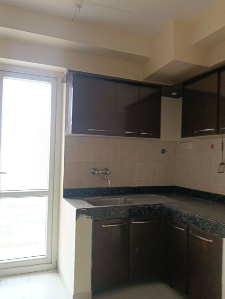 Kitchen, mahindra-aura 4 Bedroom 2720 Sq.Ft. Apartment In Sector 110a Gurgaon 10426031