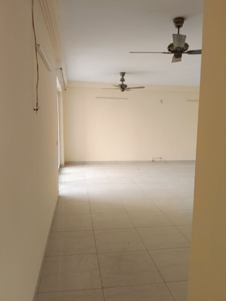 Bathroom, mahindra-aura 4 Bedroom 2720 Sq.Ft. Apartment In Sector 110a Gurgaon 10426031