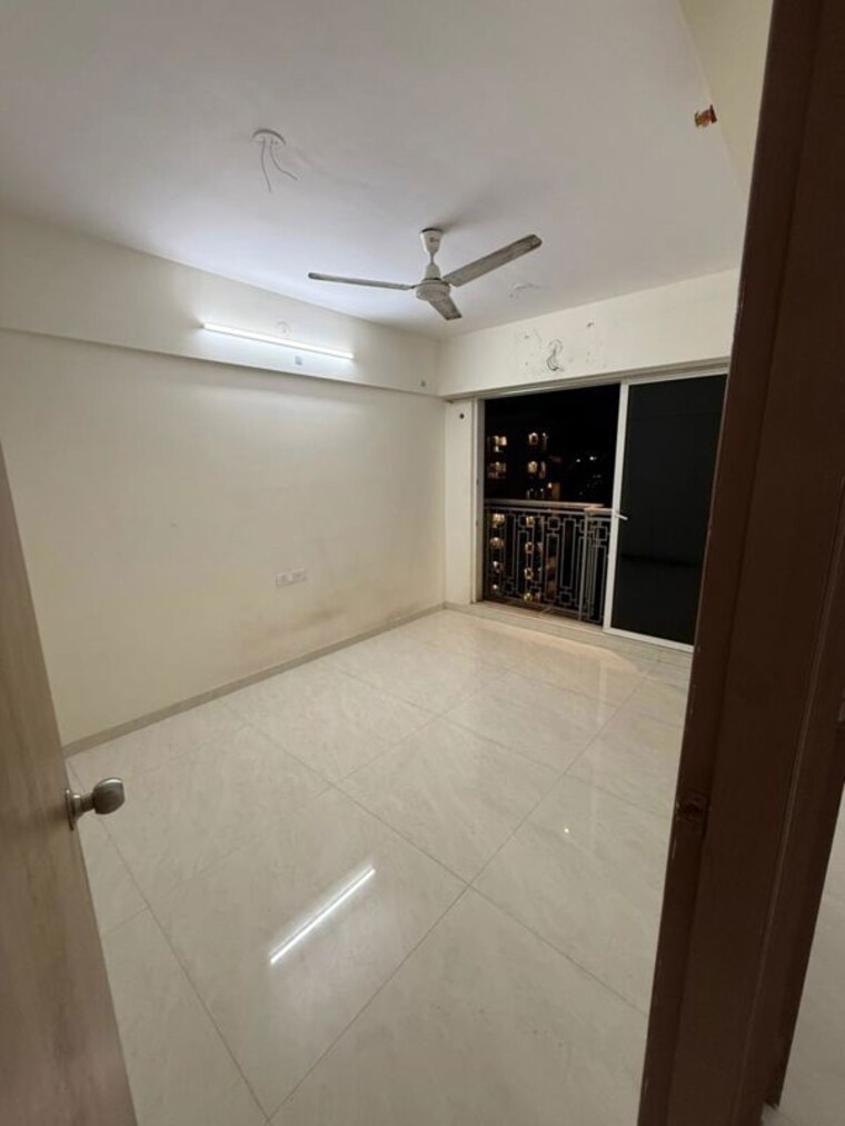 Room, sayba-opal 2 Bedroom 700 Sq.Ft. Apartment In Kurla East Mumbai 10426088