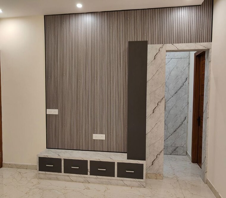 Room, preet colony 5 Bedroom 1800 Sq.Ft. Independent House In Preet Colony Zirakpur 10426110