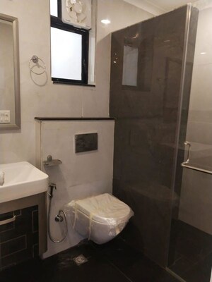 Bathroom in 3 BHK Builder Floor at Sector 27 – for Rent