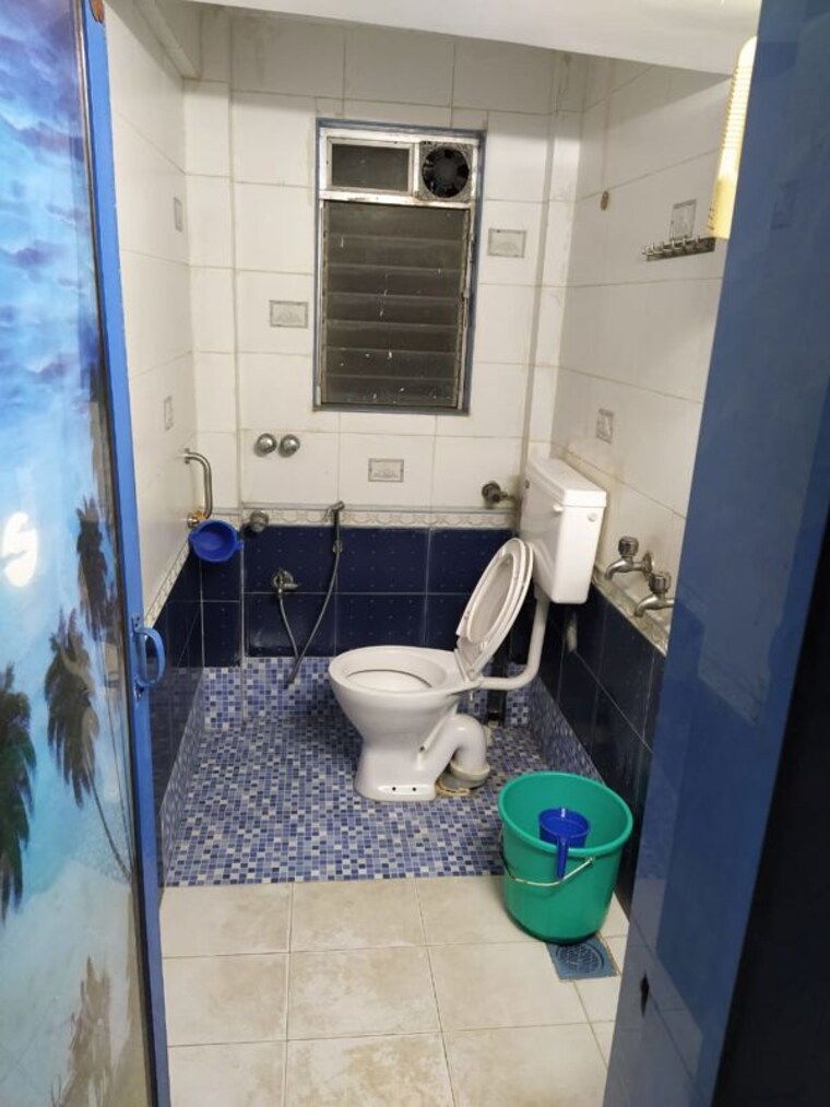 Washroom, platinum-casa-millennia 1 Bedroom 440 Sq.Ft. Apartment In Andheri West Mumbai 10426083