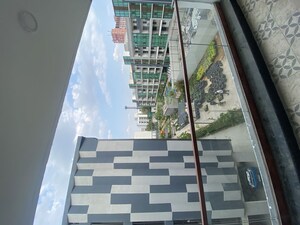 Staircase in 3 BHK Apartment at Signature Global City 63A, Sector 63a – for Rent