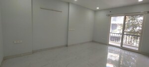 Room in 3 BHK Builder Floor at Dlf Phase iv – for Rent