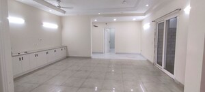 Building Lobby in 3 BHK Builder Floor at Dlf Phase iv – for Rent