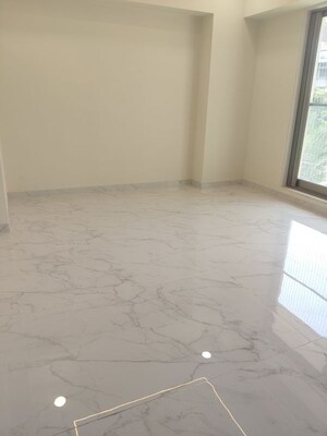 Room in 3 BHK Apartment at Sujanya Rachanaa, Andheri West – for Rent