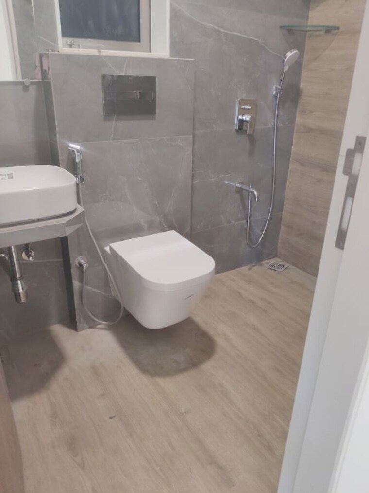 Bathroom, sujanya-rachanaa 3 Bedroom 1300 Sq.Ft. Apartment In Andheri West Mumbai 10426145