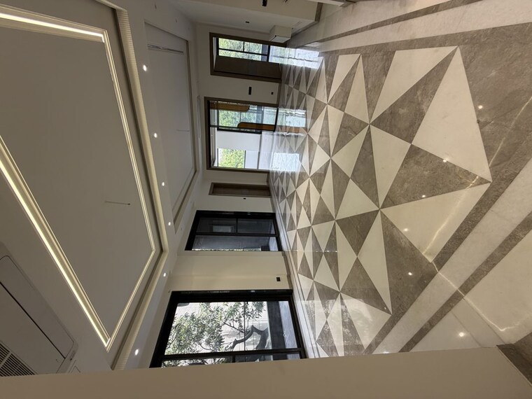 Hall, new rajinder nagar 3 Bedroom 200 Sq.Yd. Builder Floor In New Rajinder Nagar Delhi 10426155