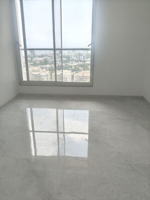 Room in 3 BHK Apartment at Gurukrupa Dhyanam, Versova – for Rent