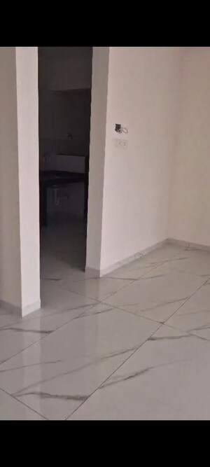Room in 3 BHK Apartment at Kohinoor Sapphire 3, Tathawade – for Rent