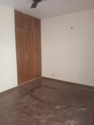 Room in 3 BHK Apartment at BPTP Park 81, Sector 81 – for Rent