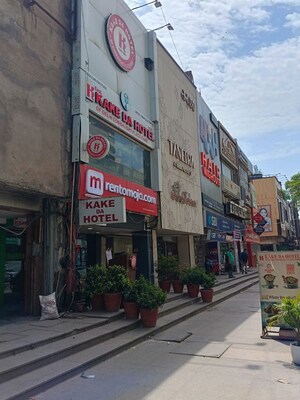  Shop – Exterior View View at Sector 18 - for Rent