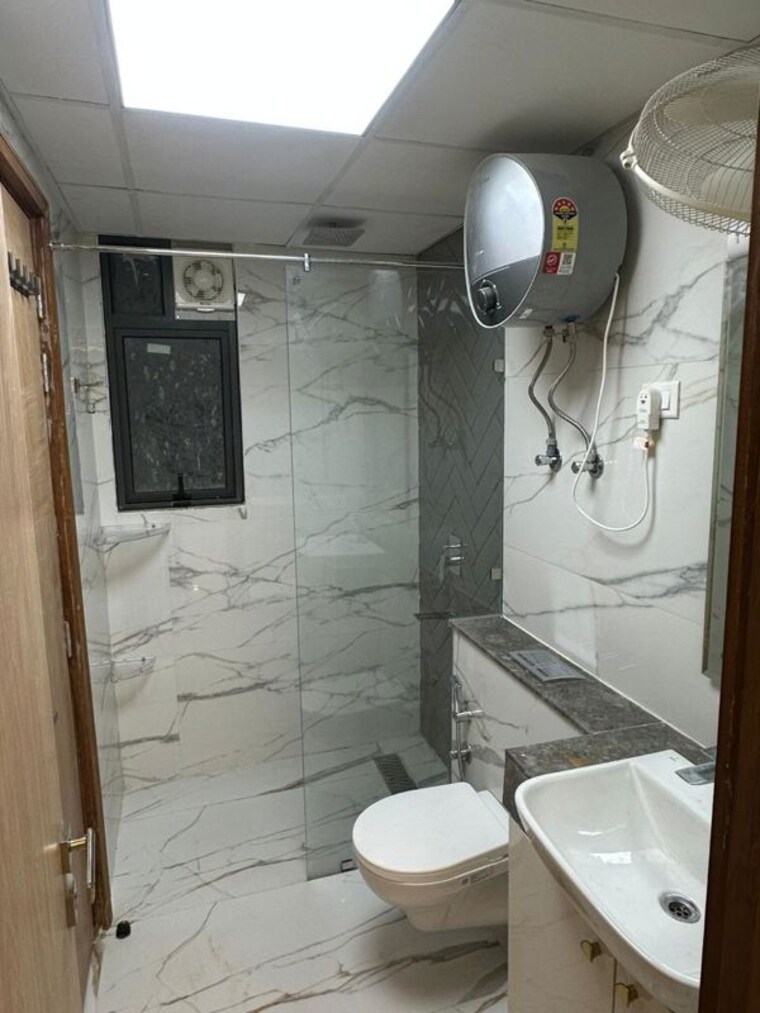 Bathroom, m3m-heights 2 Bedroom 1516 Sq.Ft. Apartment In Sector 65 Gurgaon 10426206