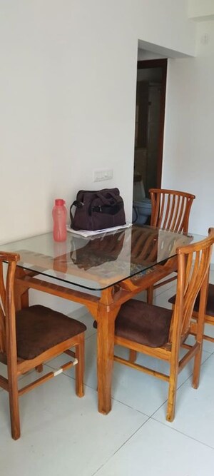 Bedroom in 2 BHK Apartment at Amanora Adreno Towers, Hadapsar – for Rent