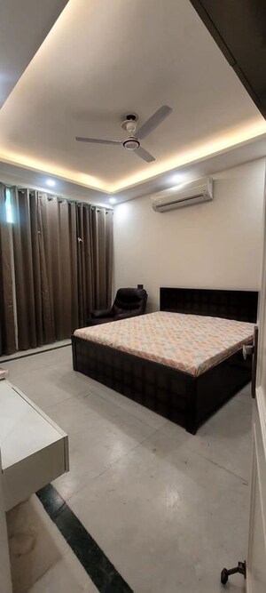 Bedroom in 3 BHK Builder Floor at Mayfield Garden – for Rent