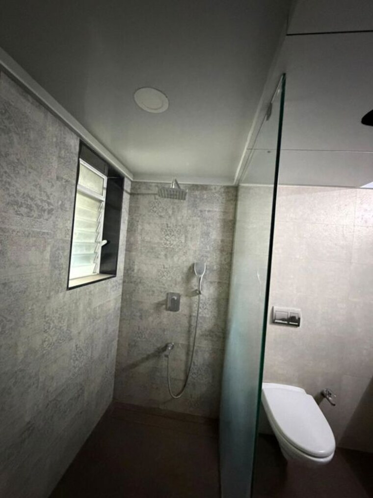 Attached Bathroom, raheja-gardens-ascona 2 Bedroom 890 Sq.Ft. Apartment In Midc Colony Thane 10426251