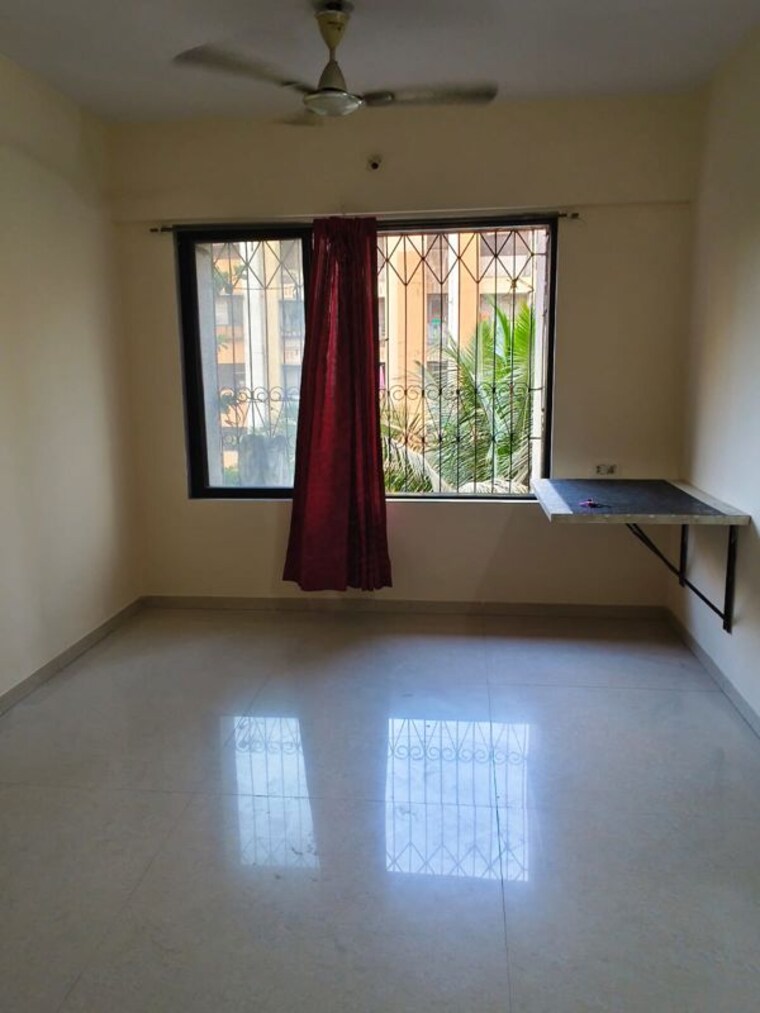 Room, cosmos-park 1 Bedroom 460 Sq.Ft. Apartment In Ghodbunder Road Thane 10426262