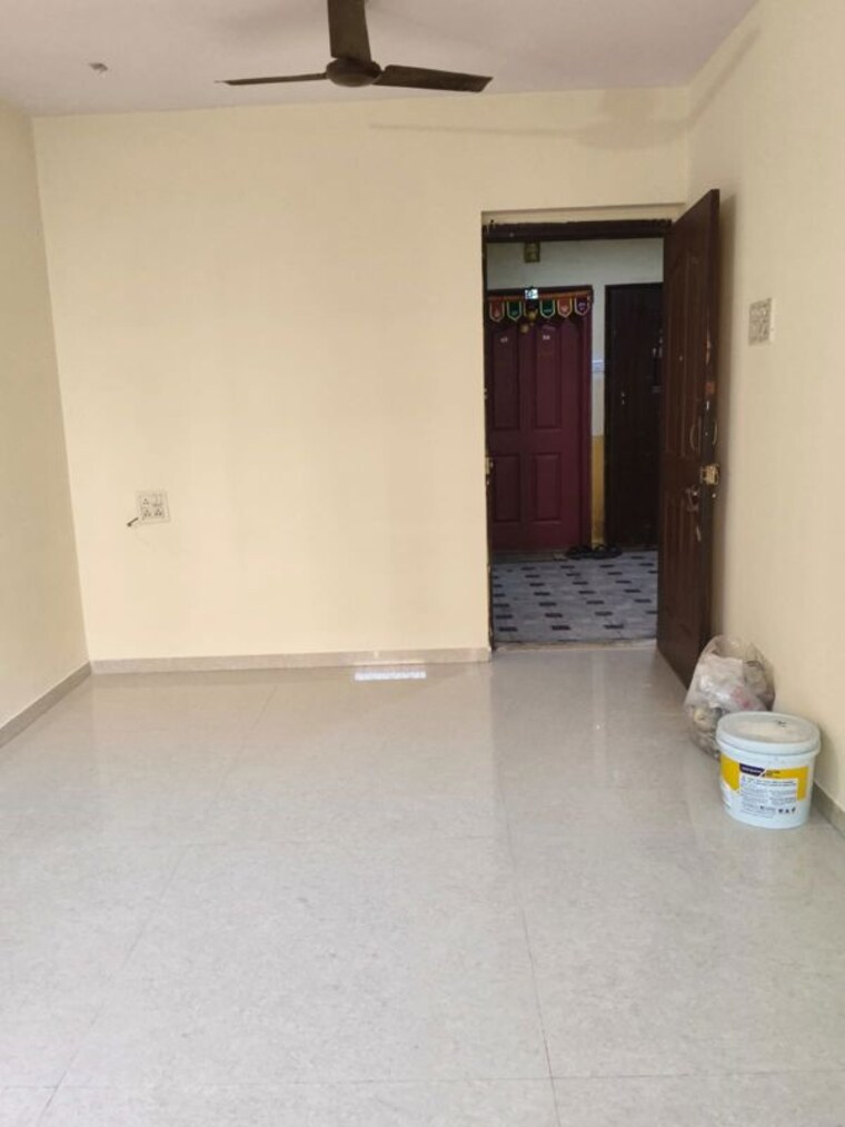 Room, cosmos-park 1 Bedroom 460 Sq.Ft. Apartment In Ghodbunder Road Thane 10426262