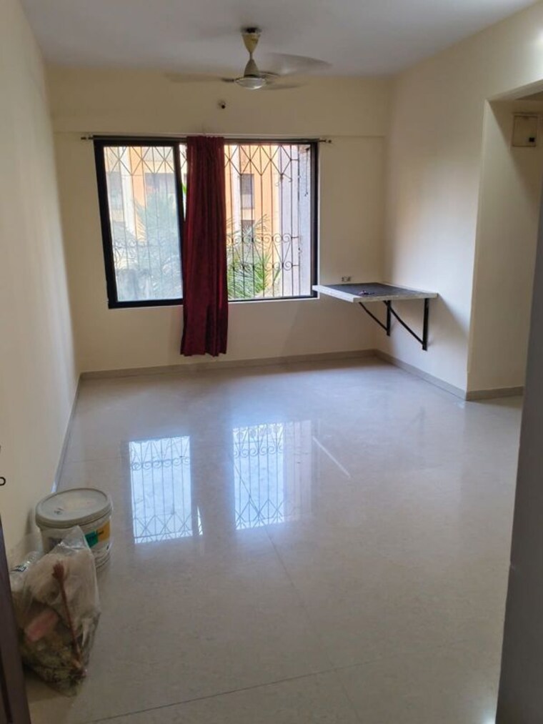 Room, cosmos-park 1 Bedroom 460 Sq.Ft. Apartment In Ghodbunder Road Thane 10426262