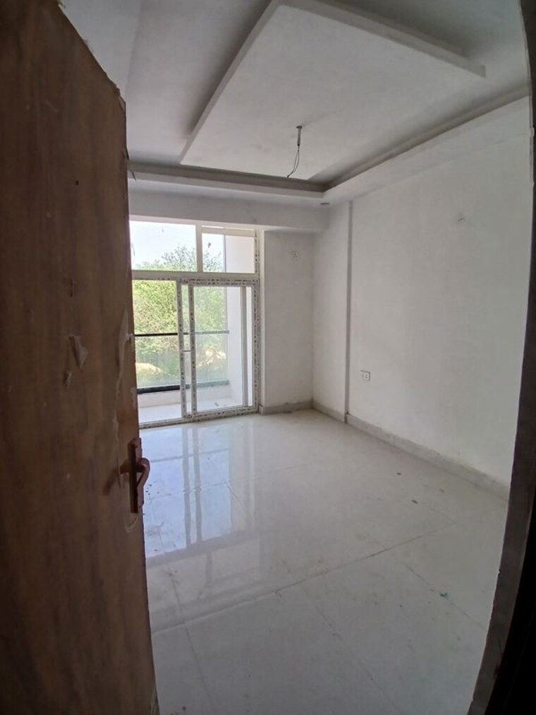 Room, upsidc site b 3 Bedroom 1575 Sq.Ft. Builder Floor In Upsidc Site B Greater Noida 10426294
