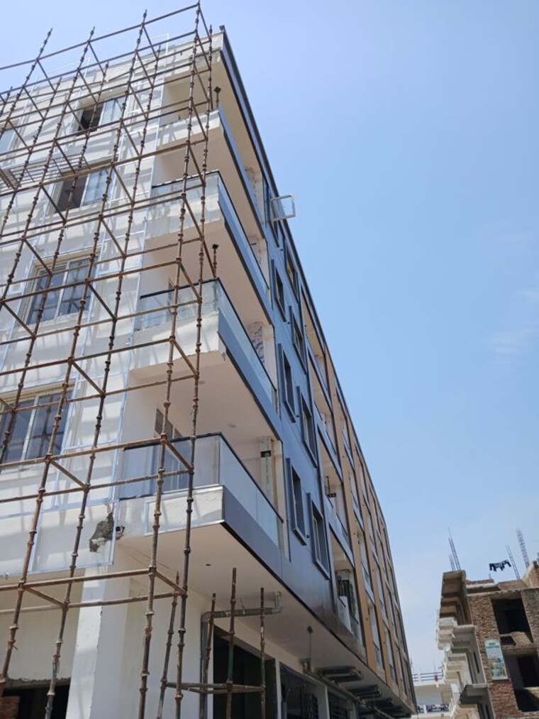 Balcony, upsidc site b 3 Bedroom 1575 Sq.Ft. Builder Floor In Upsidc Site B Greater Noida 10426294