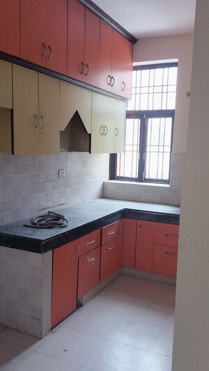 Kitchen in 3 BHK Builder Floor at SRS Royal Hills, Sector 87 – for Rent